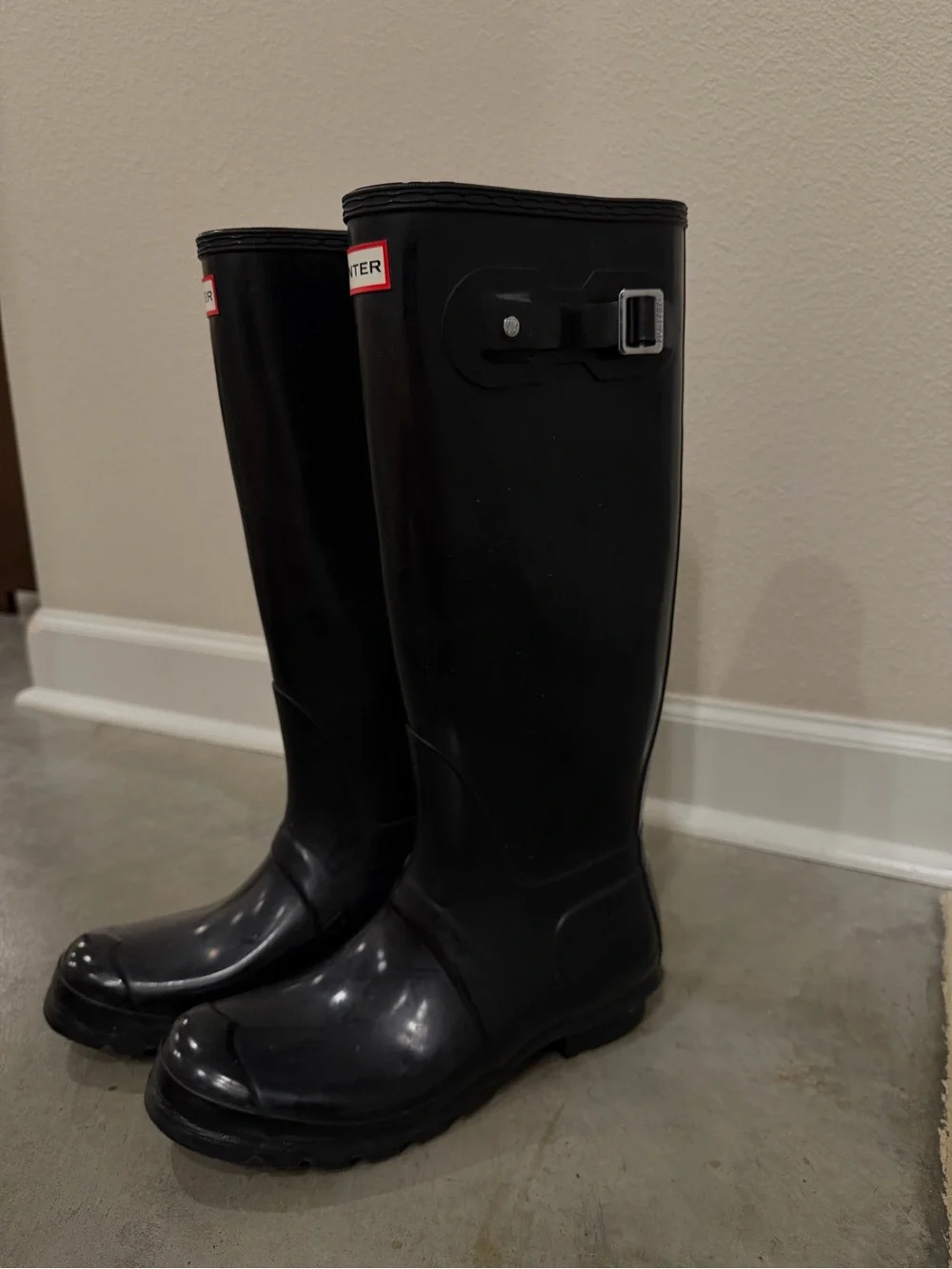 Hunter Black Tall Gloss Rain Boots